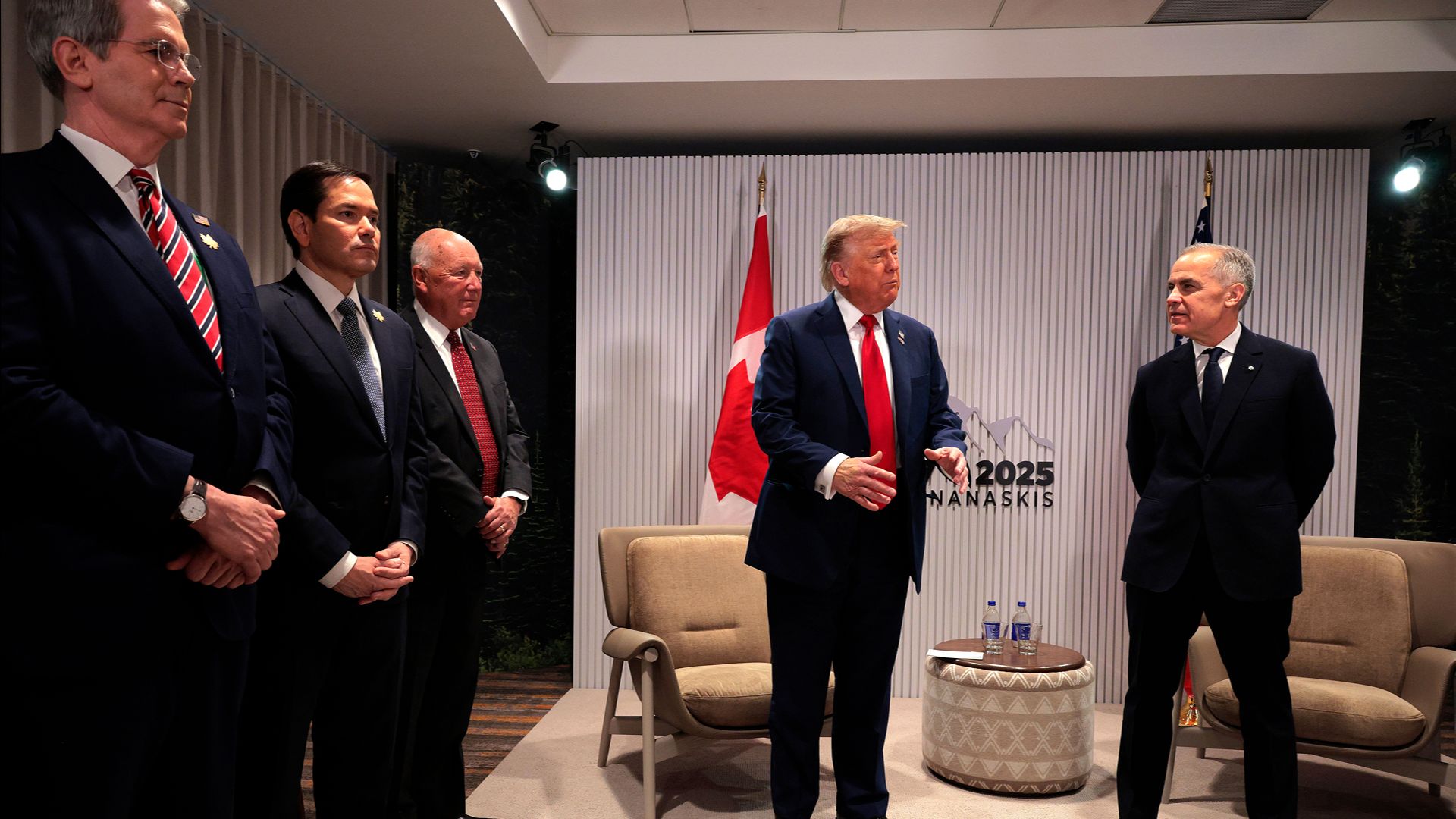 trumpcarneycanada34534