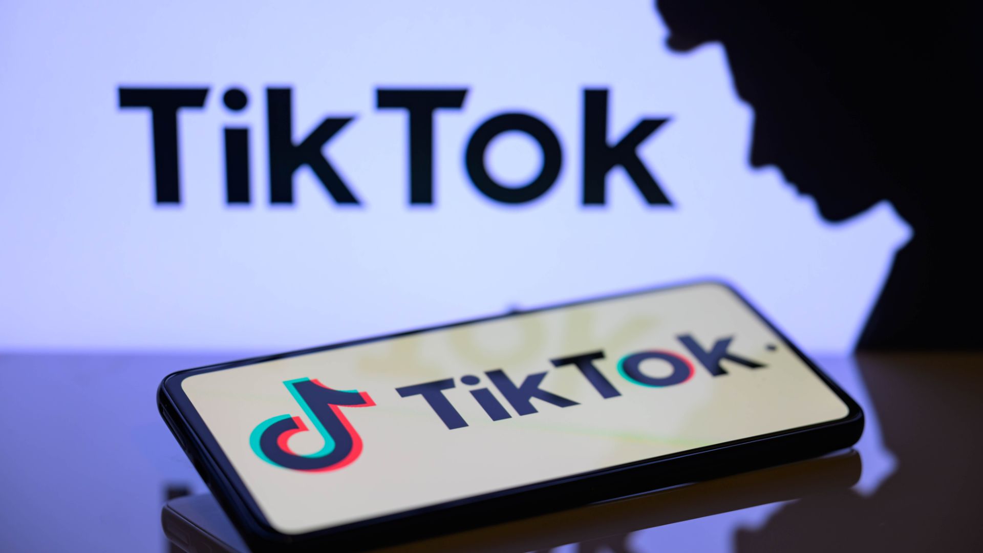 Adam Presser était auparavant responsable des opérations liées à la confiance et à la sécurité chez TikTok