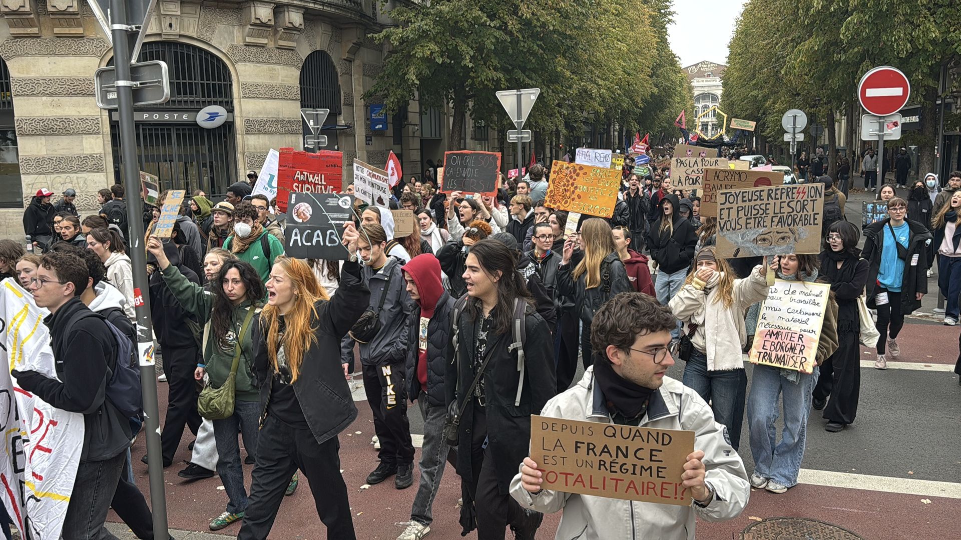 Macron Faces Political Crisis Over Nationwide Violence